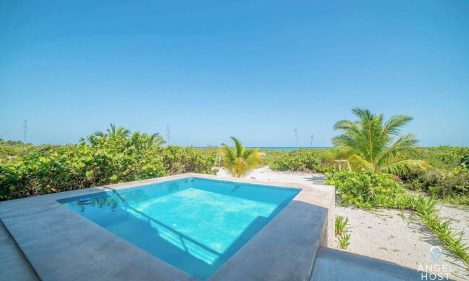 Progreso Municipality House | Private Beach, Poolside Escape, Scenic Ocean Views