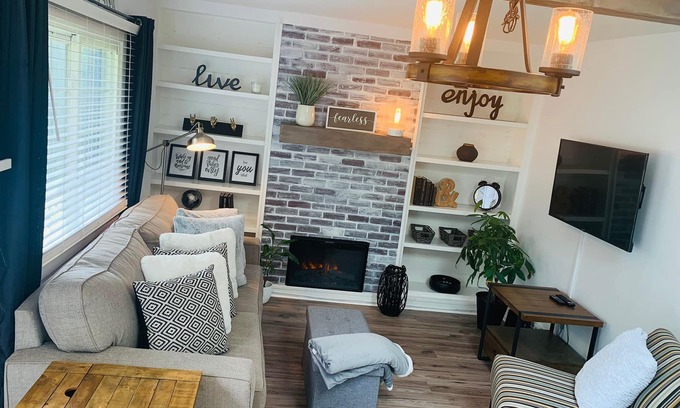 Niagara Falls House | Private Charming House Niagara Falls🩵🏡