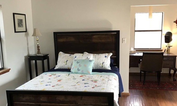 Fredericksburg Villa | PRIVATE & CLEAN The Artisan Villa close to Main Street Great Outdoor Area