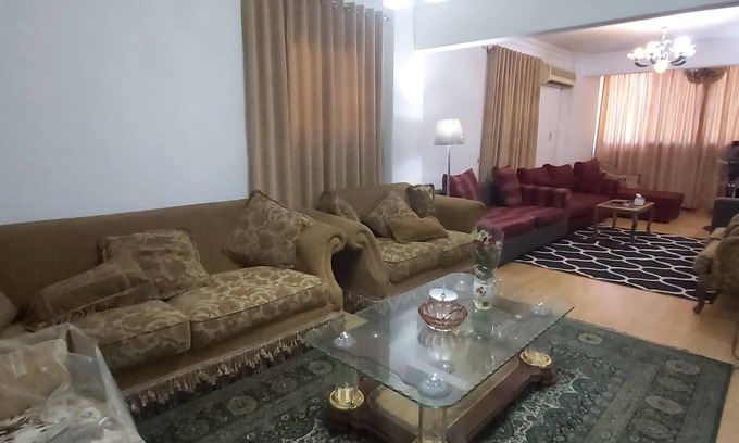Al-'Umraniyah Apartment | private condo two rooms and living room hot tub, air conditioning , WiFi , metro
