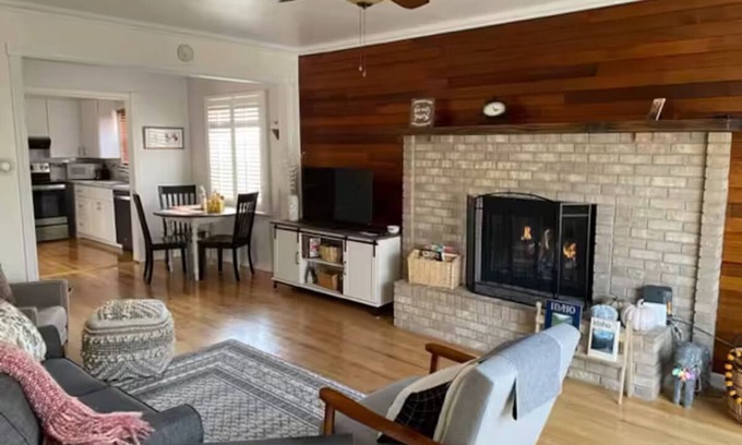 Pocatello Cottage | Private Cottage Retreat in the Heart of the West