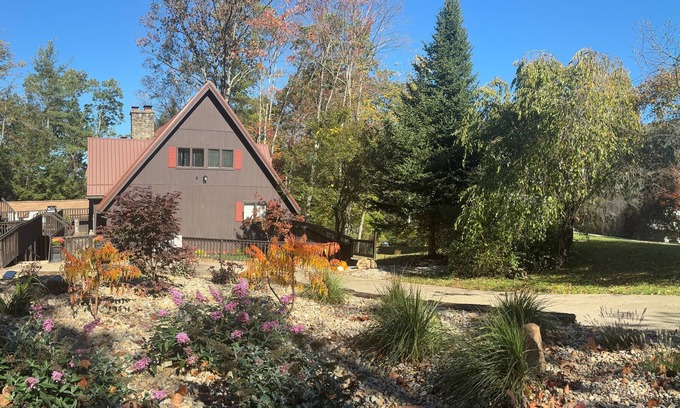 Clarion Apartment | Private Cozy Apartment Indoor Pool 2 Bedrooms Quiet Location Forest Views