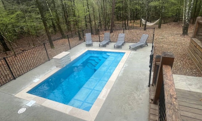 Broken Bow Cabin | Private Creek | Heated Pool | 2 Masters | Private