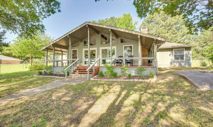 Gun Barrel City House | Private Dock & Fire Pit: Cedar Creek Reservoir Gem