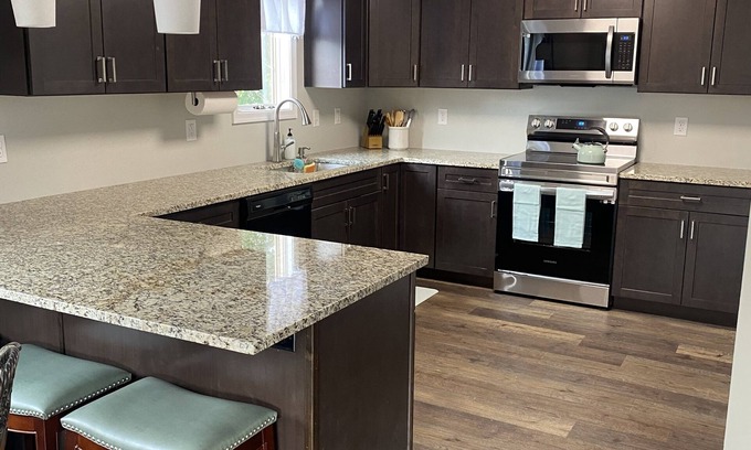 Bethlehem Apartment | Private Entrance and 3 Car Parking, Pets Welcome