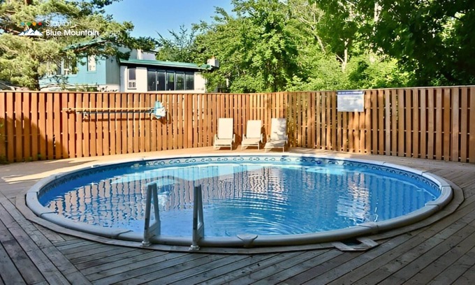 The Blue Mountains Ski Chalet | Private Forest Setting, Pool, Sauna, Hot Tub & BBQ