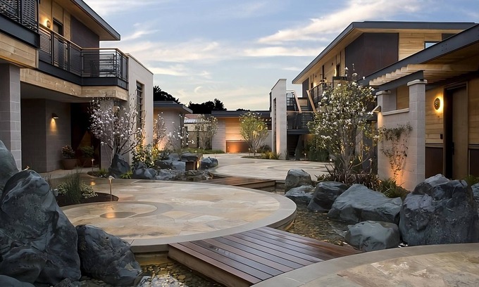 Yountville House | Private Haven of Refined Luxury! Rooftop Pool, Parking! Near Napa Valley Museum!