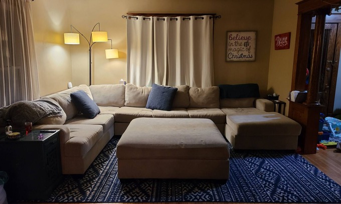 Oshkosh House | Private home-near EAA