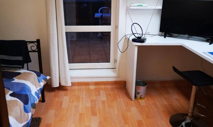 Cergy House | Private homestay CERGY