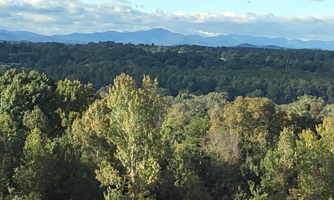 Demorest Cottage | Private lake, cozy cottage near hiking, waterfalls, rafting, state parks, Helen