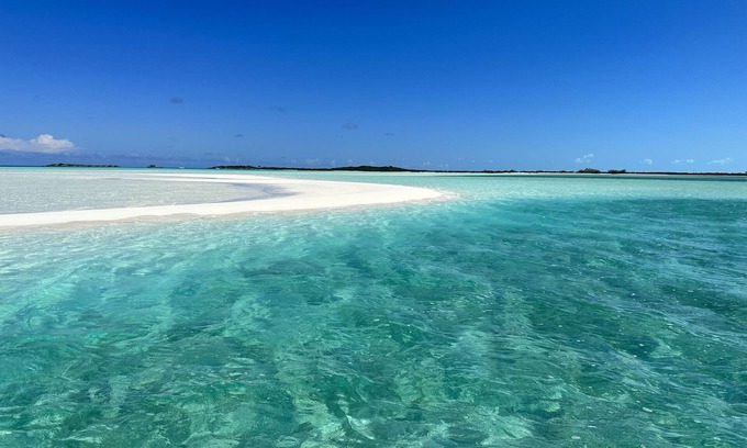 Jimmy Hill House | Private Luxury Island Home, 5 Star Amenities - Private Path to Beautiful Beach