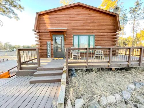 Colorado Springs Villa | Private Mountain Cottage! King Bed * 8 Acres