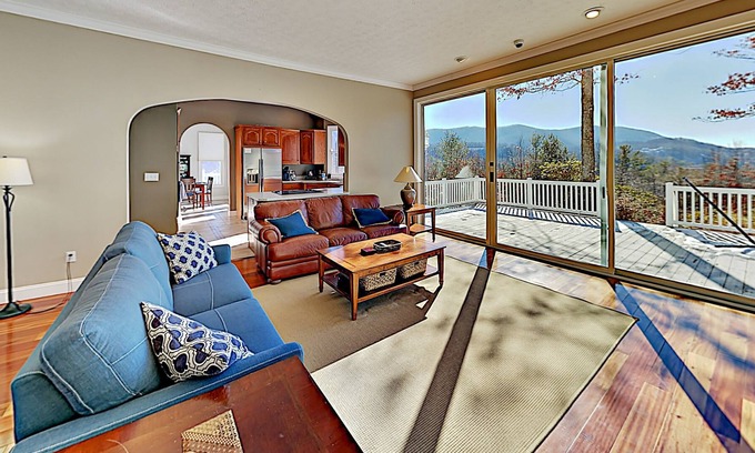 Hendersonville House | Private Mountain-View Retreat | Luxe Interior | Creek & Wraparound Deck