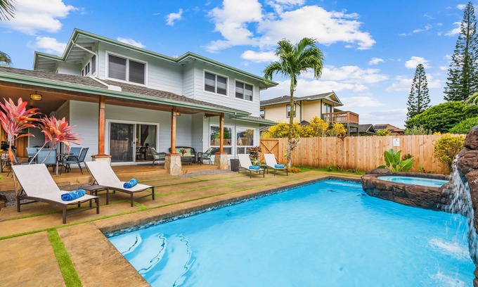 Princeville House | Private pool and jacuzzi oasis; walk to the beach, golf, restaurants, shopping
