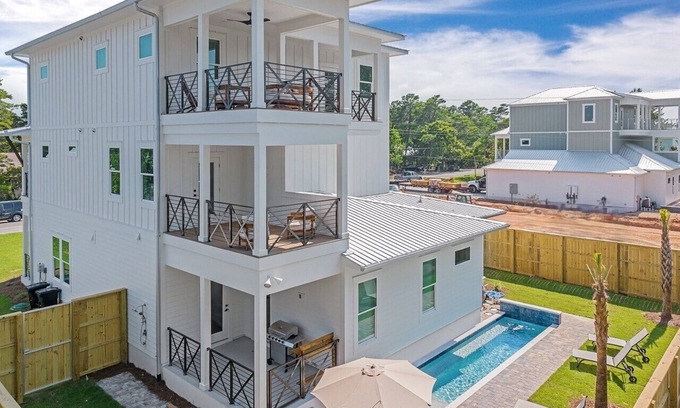 Gulfview Heights House | Private Pool, LSV, BRAND NEW! 4 Kings, Sleeps 20+! Walk to Beach in Blue