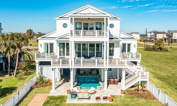 Indian Beach House | Private Pool! Luxe Designer Interior, Fenced Yard, Large Bedrooms, Deck & Patio