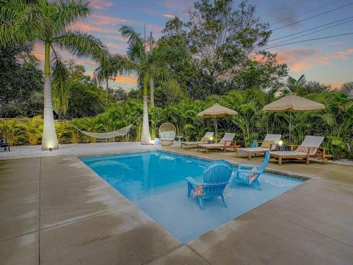 Sarasota Villa | PRIVATE POOL OASIS BY SIESTA KEY WITH YOGA RETREAT