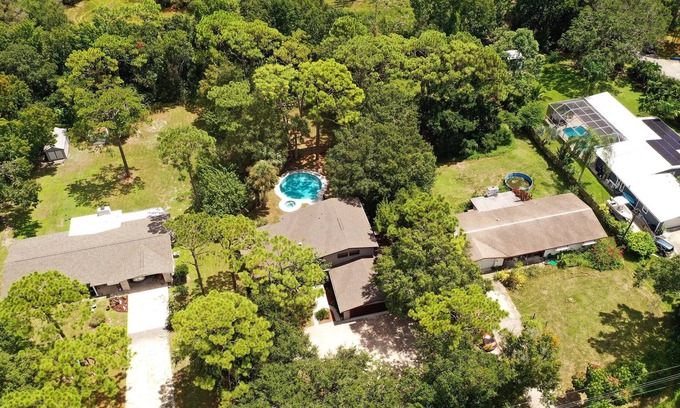 Melbourne Village House | Private Pool/ 20Min to Beach