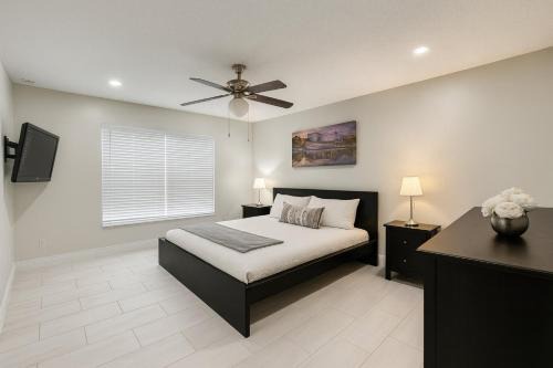 Indian Wells Villa | Private Pool Villa, 10 Mins to Disney&Attractions!
