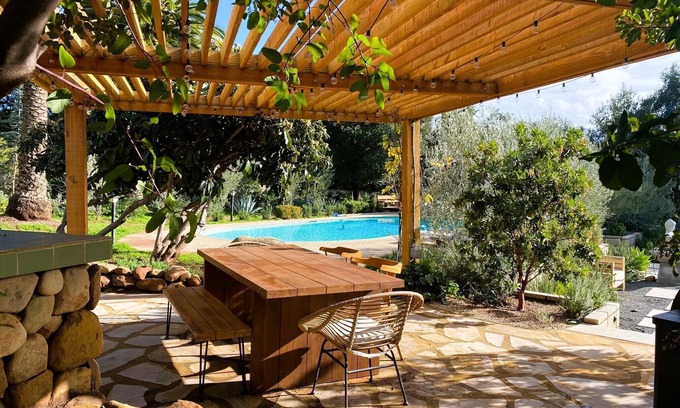Ojai House | Private sanctuary in Ojai's prestigious Arbolada neighborhood, walk to downtown