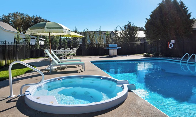 Navarre House | Private spacious resort, jumbo heated salt water pool/spa, game room, office