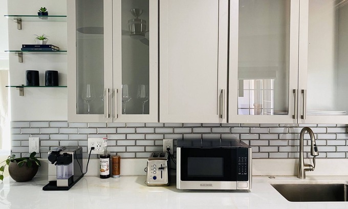 Davis Islands Apartment | Private Studio on Davis Islands