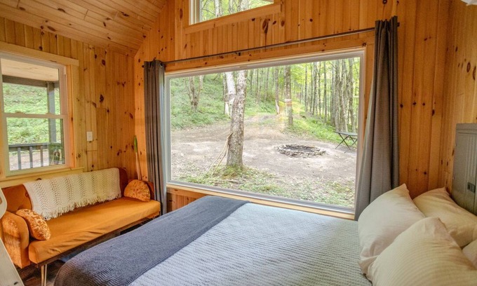 Dailey Cabin | Private Tiny Cabin/Mountain Hiking/National Forest!