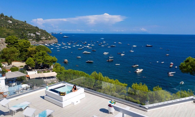 Marina del Cantone Villa | Private Villa with private pool, WIFI, hot tub, A/C, TV, patio, panoramic view, close to Sorrento