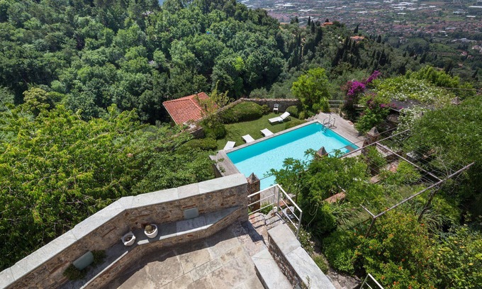 Monteggiori Villa | Private Villa with private pool, A/C, WIFI, TV, terrace, panoramic view, close to Viareggio