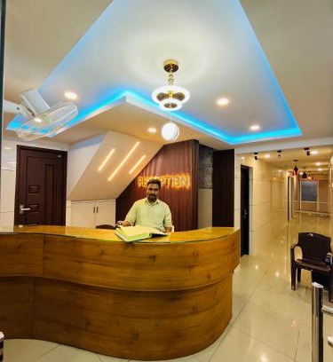 Kozhikode Hotel | Priya lodge