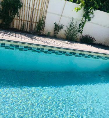 Les Angles Apartment | Proche Avignon au calme