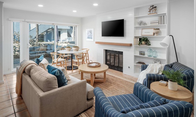 South Mission Beach House | Professionally Designed | Private Outdoor Patio w/AC