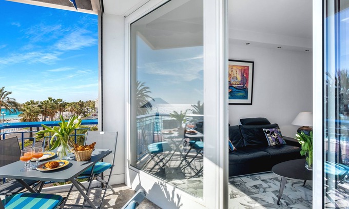 Fabron Apartment | Promenade Pearl - Stunning sea View Flat on the Promenade des Anglais