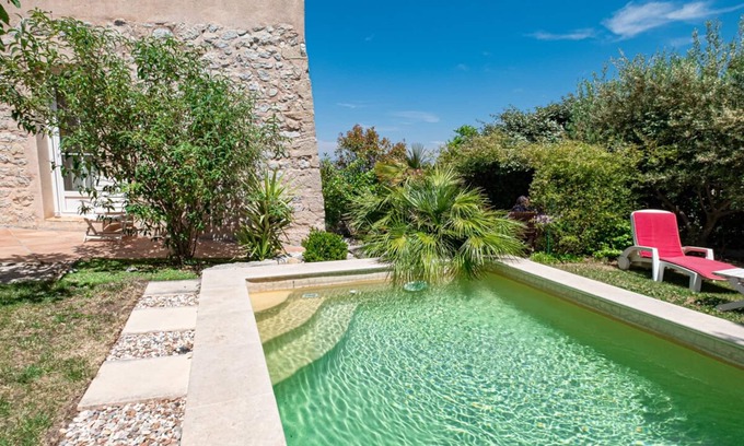 Mimet Apartment | Property with magnificent views of Cezanne's mountain "Sainte Victoire".