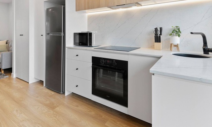 Clayton Apartment | Proton Villa Clayton 96