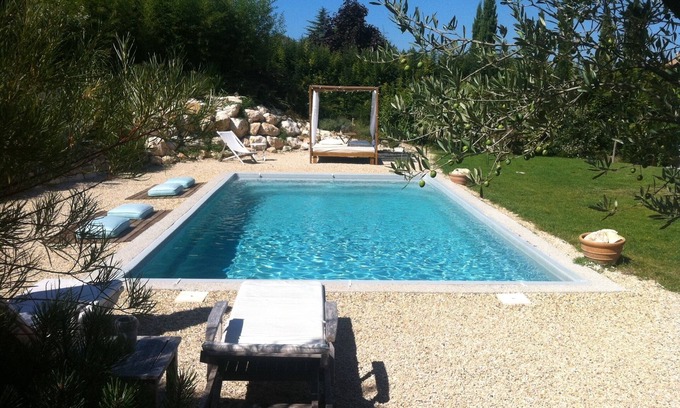 Aix-en-Provence Condo | Provencal charm, pool&garden