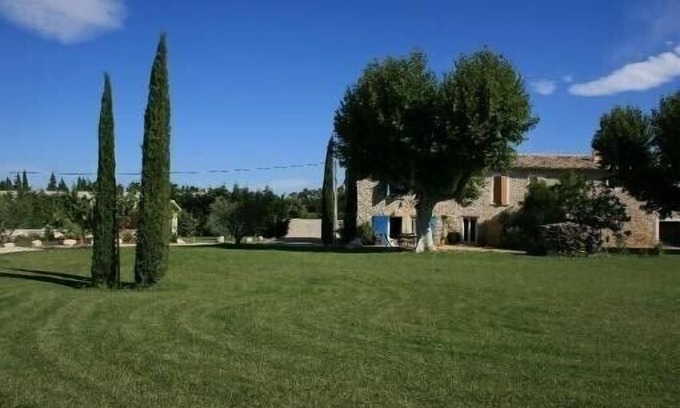 Caumont-sur-Durance Other | Provencal farmhouse rental of 200 m2 with swimming pool close to Avignon, Vaucluse