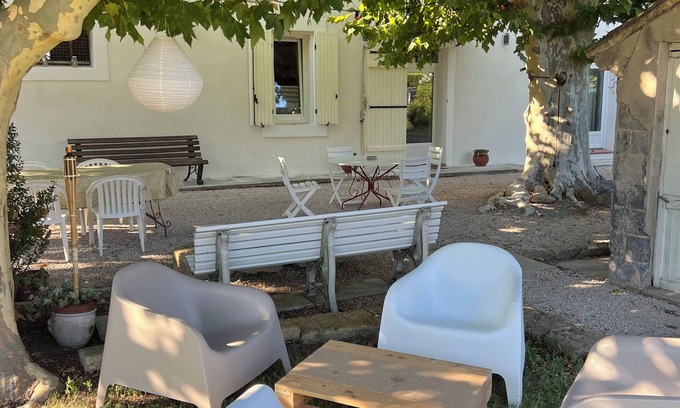 Salon-de-Provence House | PROVENCAL in SALON DE PROVENCE campaign