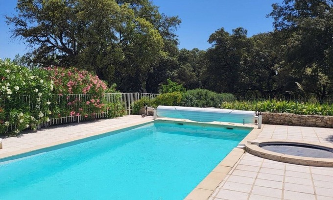 Grignan House | Provencal mas tt comfort with a clear view on the Mont Ventoux pool