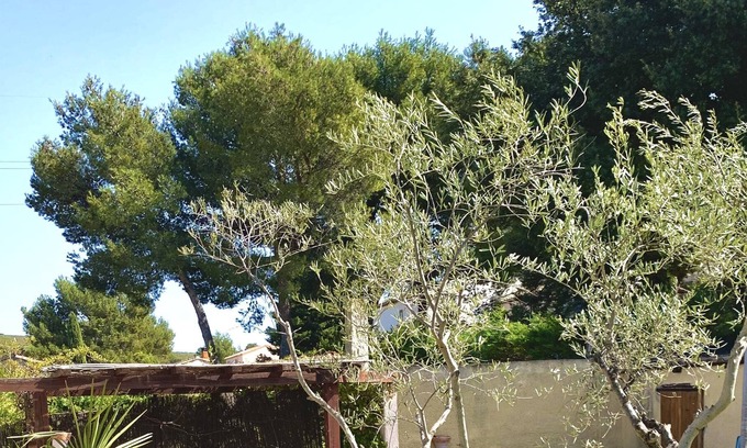 Lancon-Provence House | Provencal villa 150 m2 on 1000 m2 in a quiet location