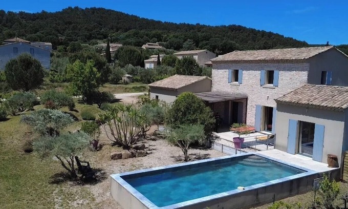 Saint-Nazaire Other | Provencal villa "Les Oliviers", private pool & enclosed grounds.