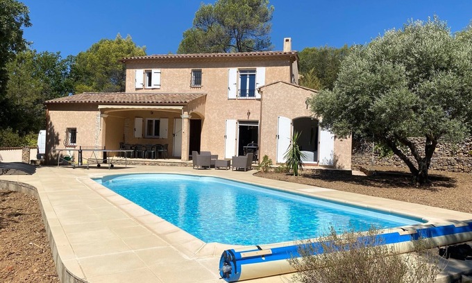 Carces House | Provence villa with pool for 8 persons.