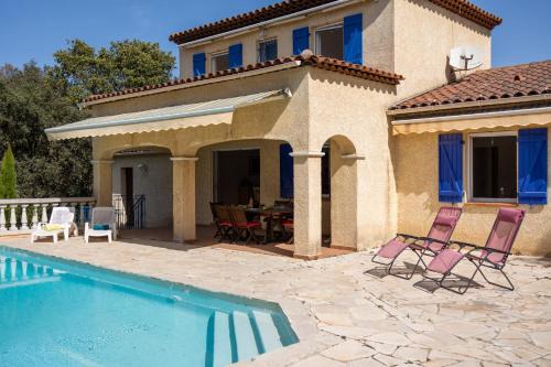 Saint-Raphael House | Provenzalische Villa l'Olivier - mit Terrasse und privatem Pool by Riviera HomeLife