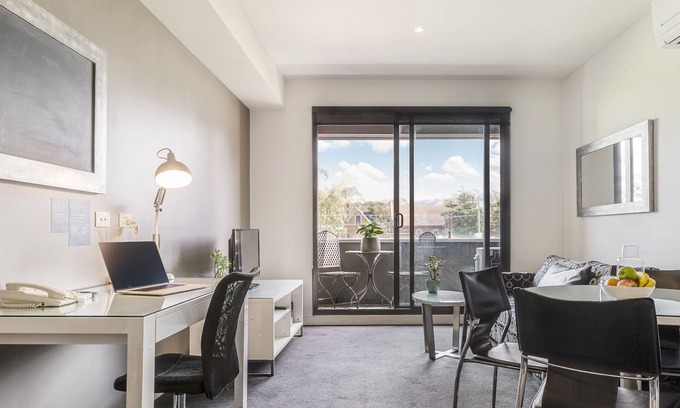 Hughesdale Apartment | Punthill Oakleigh