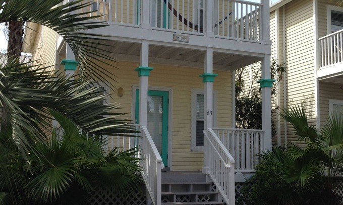 Santa Rosa Beach House | PUP FRIENDLY COTTAGE & SOUTH OF 30A!