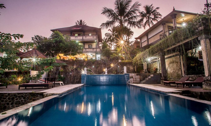 Petak Hotel | Puri Saron Hotel Madangan