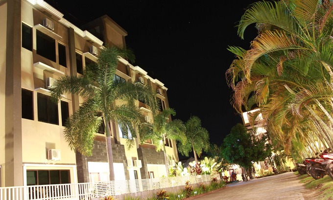 Senggigi Hotel | Puri Senggigi Hotel