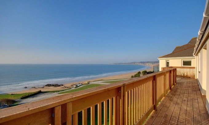 Putsborough House | Putsborough Cottage - Three Bedroom House, Sleeps 6