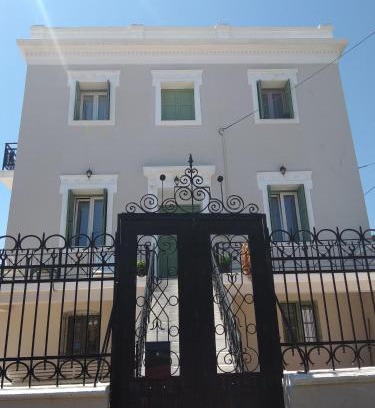 Lesvos Hotel | Pyrgos Sofokleous