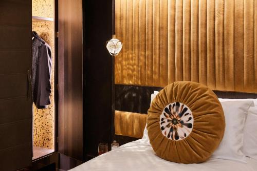Perth Central Business District Hotel | QT Perth